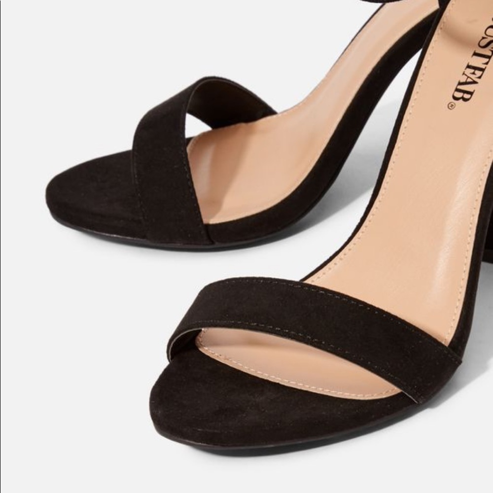 Makemba Block Heeled Sandal - Picture 2 of 8